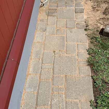 Bruģa labošanas darbi.